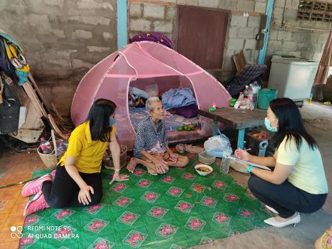 ออกตรวจติดตามการดำเนินการช่วยเหลือปรับสภาพแวดล้อมที่อยู่อาศัยให้