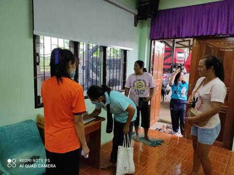 โครงการฝึกอบรมและส่งเสริมอาชีพการทำดอกไม้จันทน์ ประจำปีงบประมาณ 