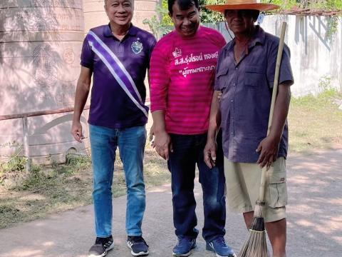 กลุ่มอาสาสมัครท้องถิ่นรักษ์โลก ทำกิจกรรม Big Cleaning Day
